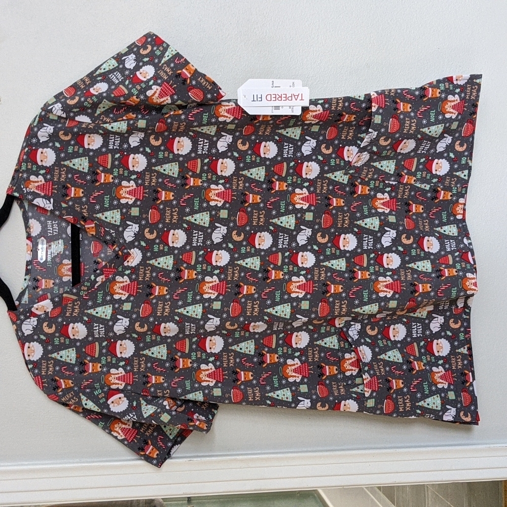 Scrubaid Christmas scrub top size XL